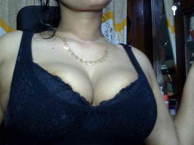Nusrat-Mimi webcam