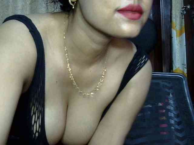 Nusrat-Mimi webcam