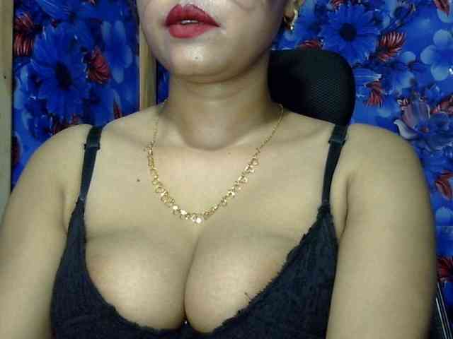 Nusrat-Mimi webcam