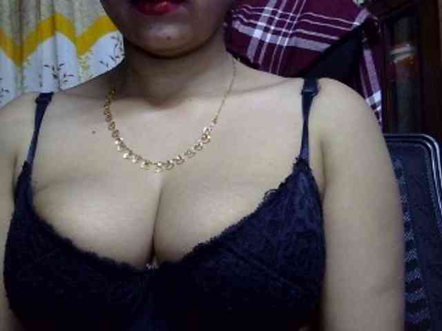Nusrat-Mimi webcam