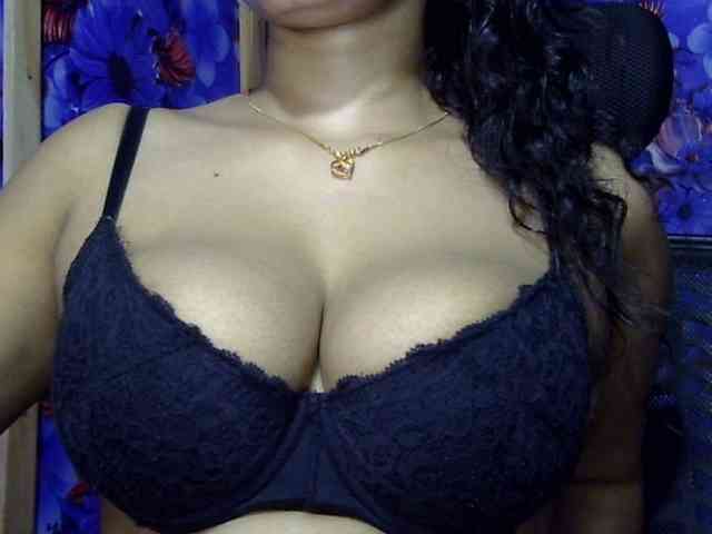Nusrat-Mimi webcam