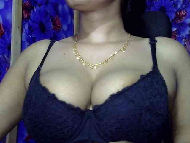 Nusrat-Mimi webcam