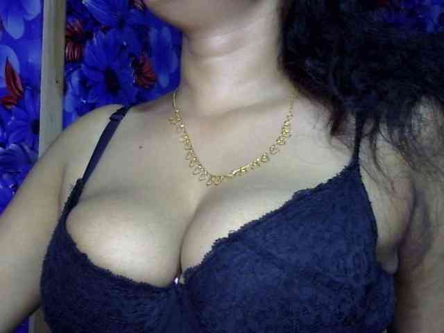 Nusrat-Mimi webcam
