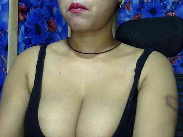 Nusrat-Mimi webcam