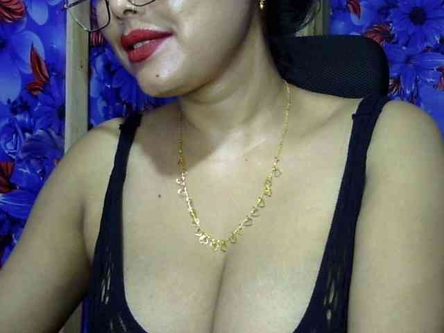 Nusrat-Mimi webcam