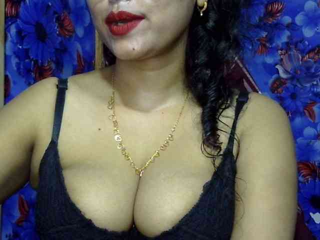 Nusrat-Mimi webcam