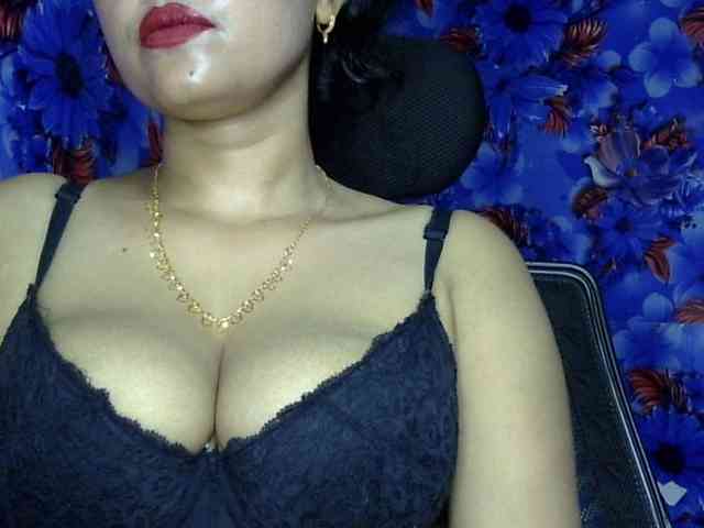 Nusrat-Mimi webcam