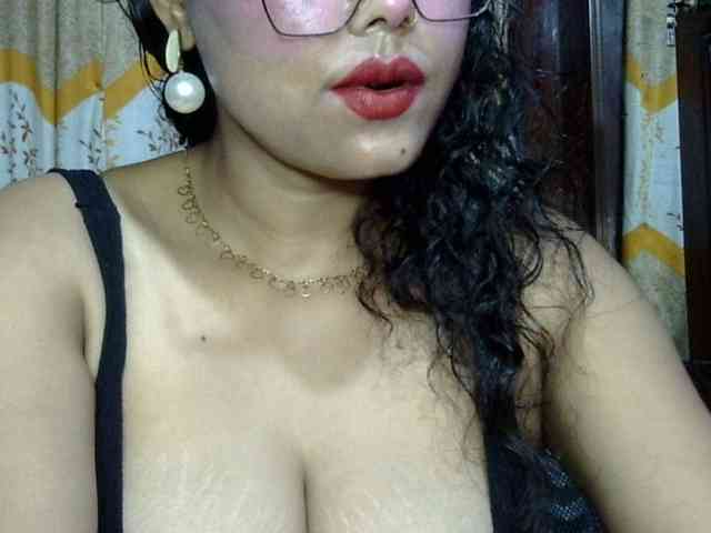 Nusrat-Mimi webcam