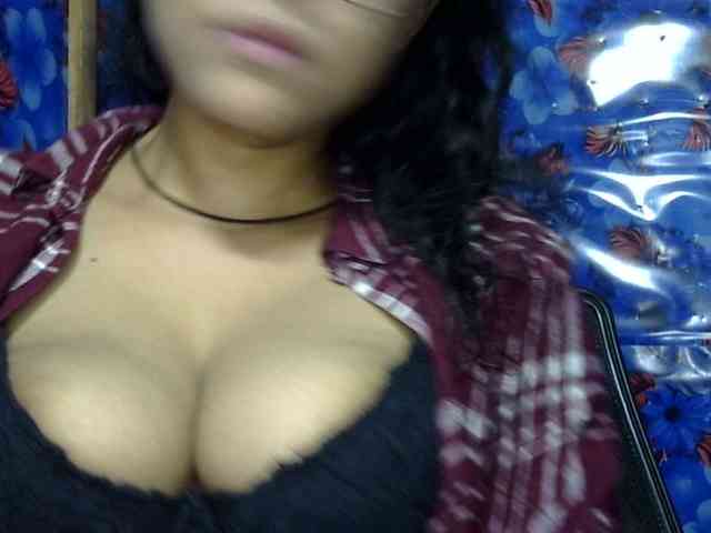 Nusrat-Mimi webcam
