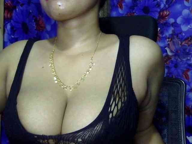 Nusrat-Mimi webcam