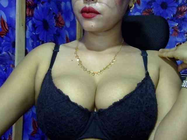 Nusrat-Mimi webcam