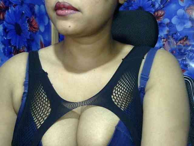 Nusrat-Mimi webcam