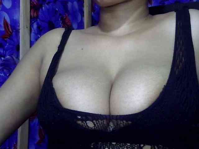 Nusrat-Mimi webcam