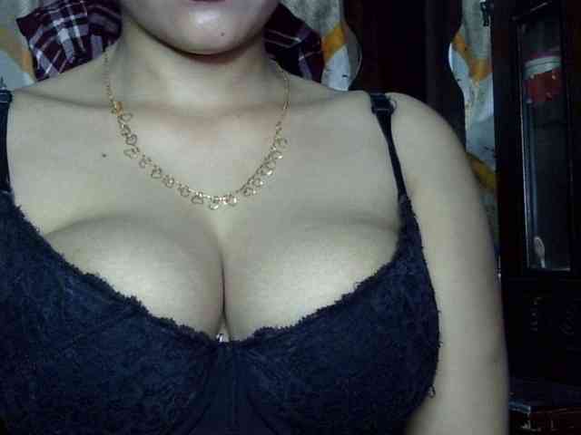 Nusrat-Mimi webcam