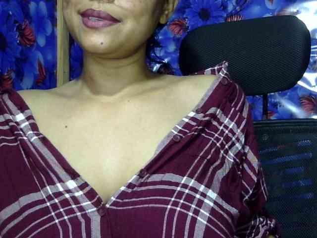 Nusrat-Mimi webcam