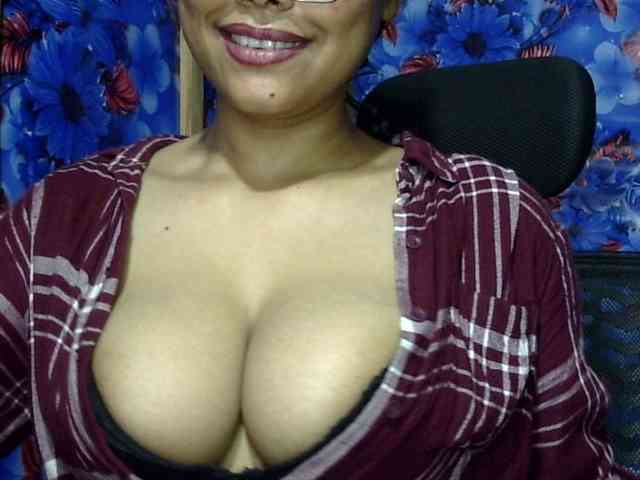 Nusrat-Mimi webcam