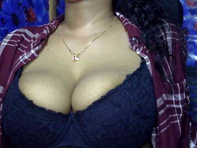 Nusrat-Mimi webcam