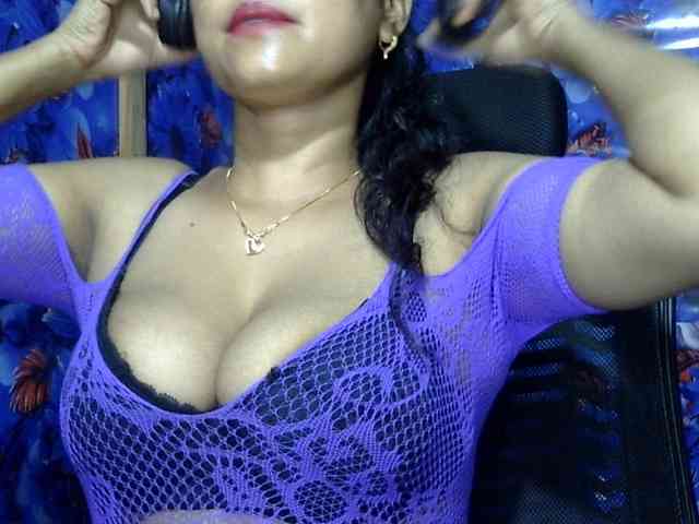 Nusrat-Mimi webcam