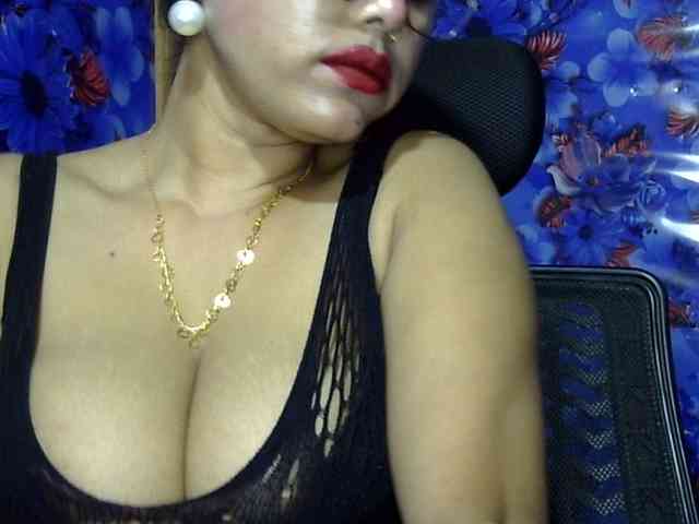 Nusrat-Mimi webcam