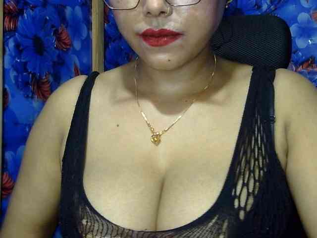 Nusrat-Mimi webcam
