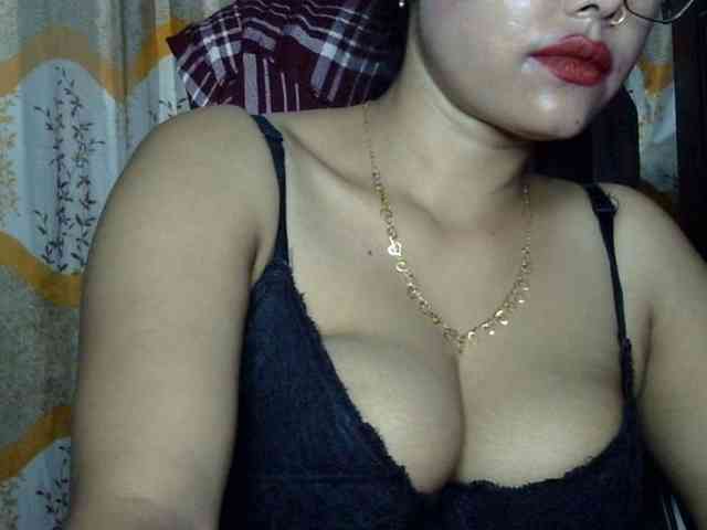 Nusrat-Mimi webcam