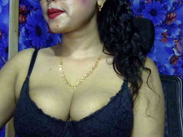 Nusrat-Mimi webcam
