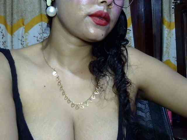 Nusrat-Mimi webcam