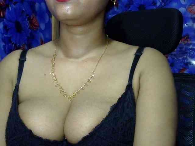 Nusrat-Mimi webcam
