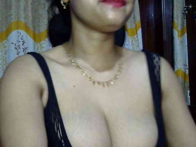 Nusrat-Mimi webcam