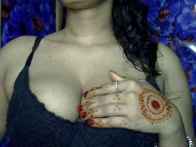 Modella: Nusrat-Mimi