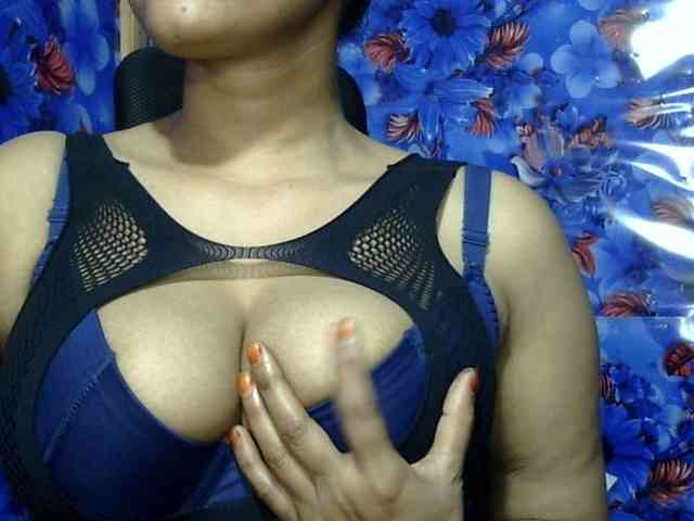 Nusrat-Mimi webcam