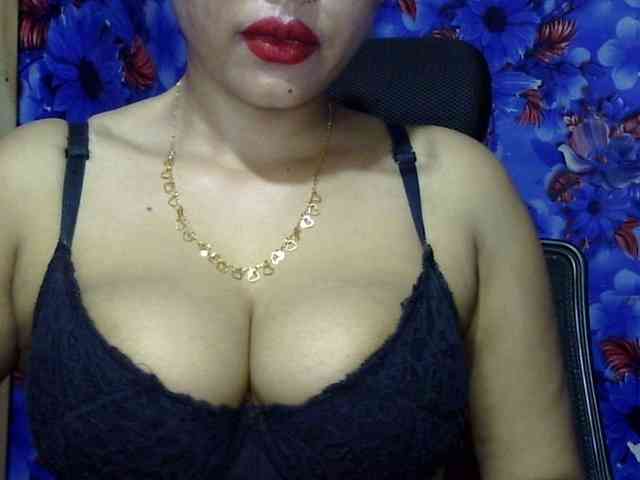 Nusrat-Mimi webcam