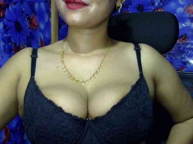 Nusrat-Mimi webcam