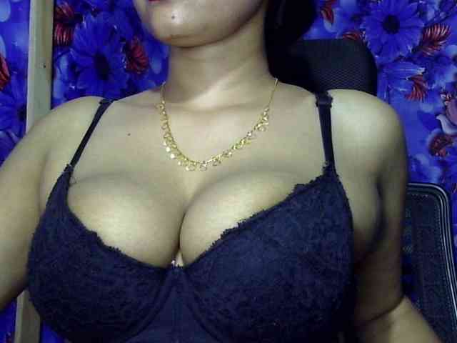 Nusrat-Mimi webcam