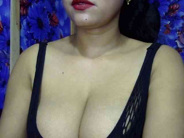 Nusrat-Mimi webcam