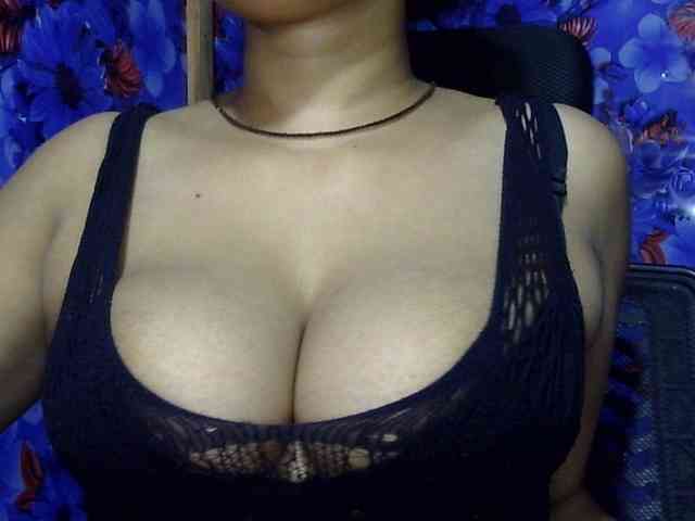 Nusrat-Mimi webcam