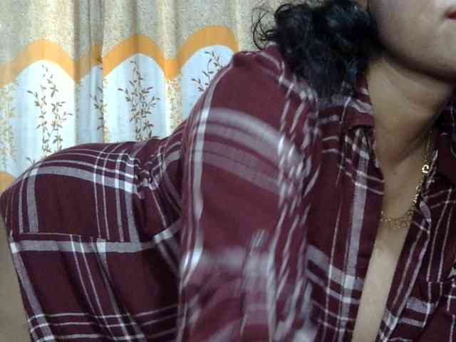 Nusrat-Mimi webcam