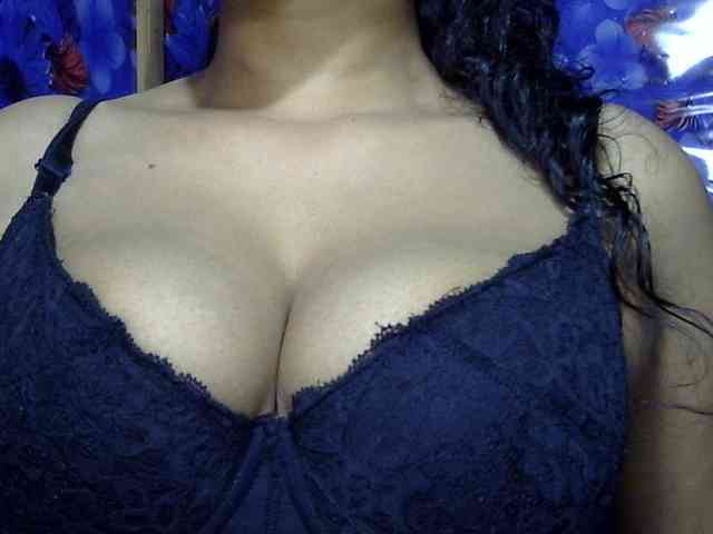 Nusrat-Mimi webcam