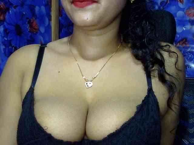 Nusrat-Mimi webcam