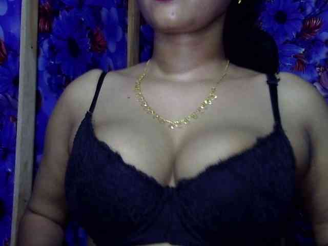 Nusrat-Mimi webcam
