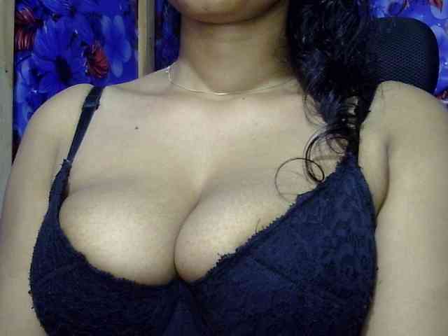 Nusrat-Mimi webcam