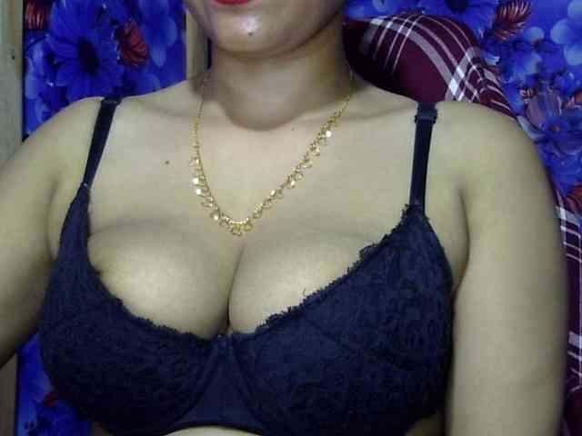 Nusrat-Mimi webcam