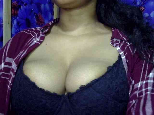 Nusrat-Mimi webcam