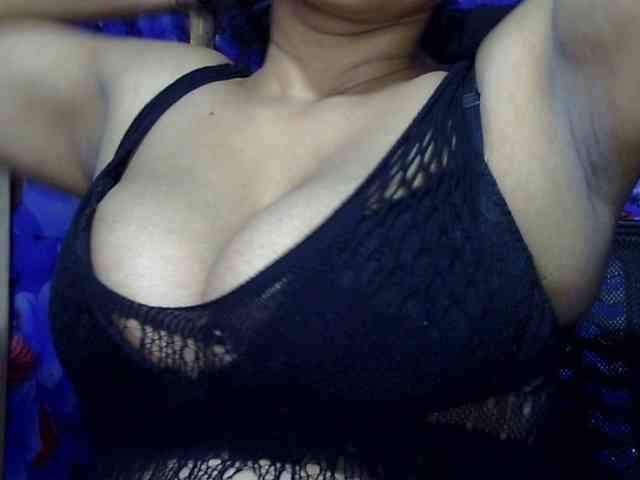 Nusrat-Mimi webcam