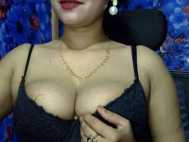 Nusrat-Mimi webcam