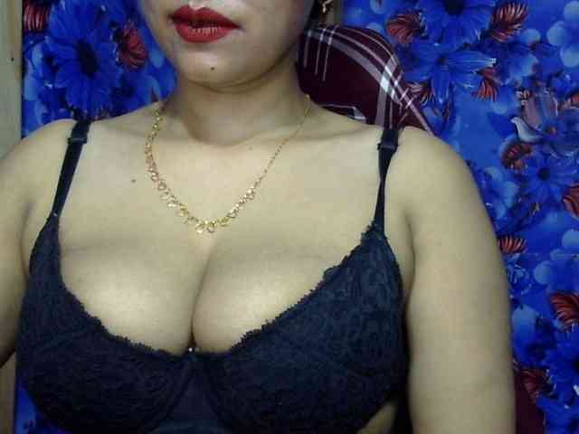Nusrat-Mimi webcam