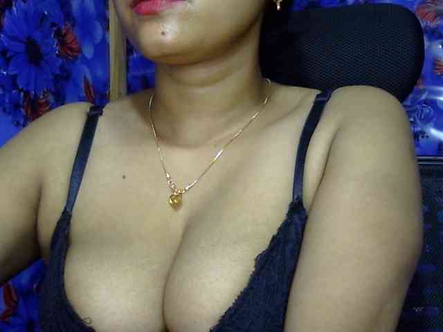 Nusrat-Mimi webcam