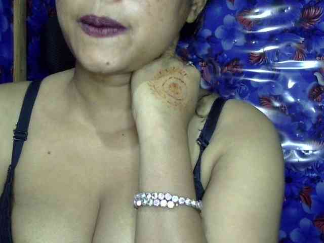 Nusrat-Mimi webcam