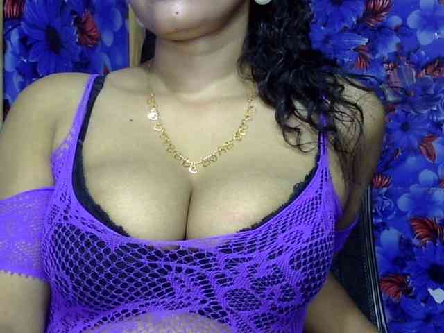 Nusrat-Mimi webcam