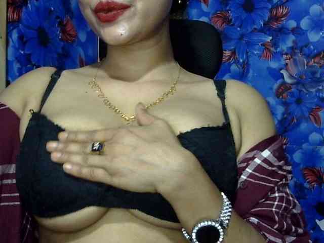 Nusrat-Mimi webcam